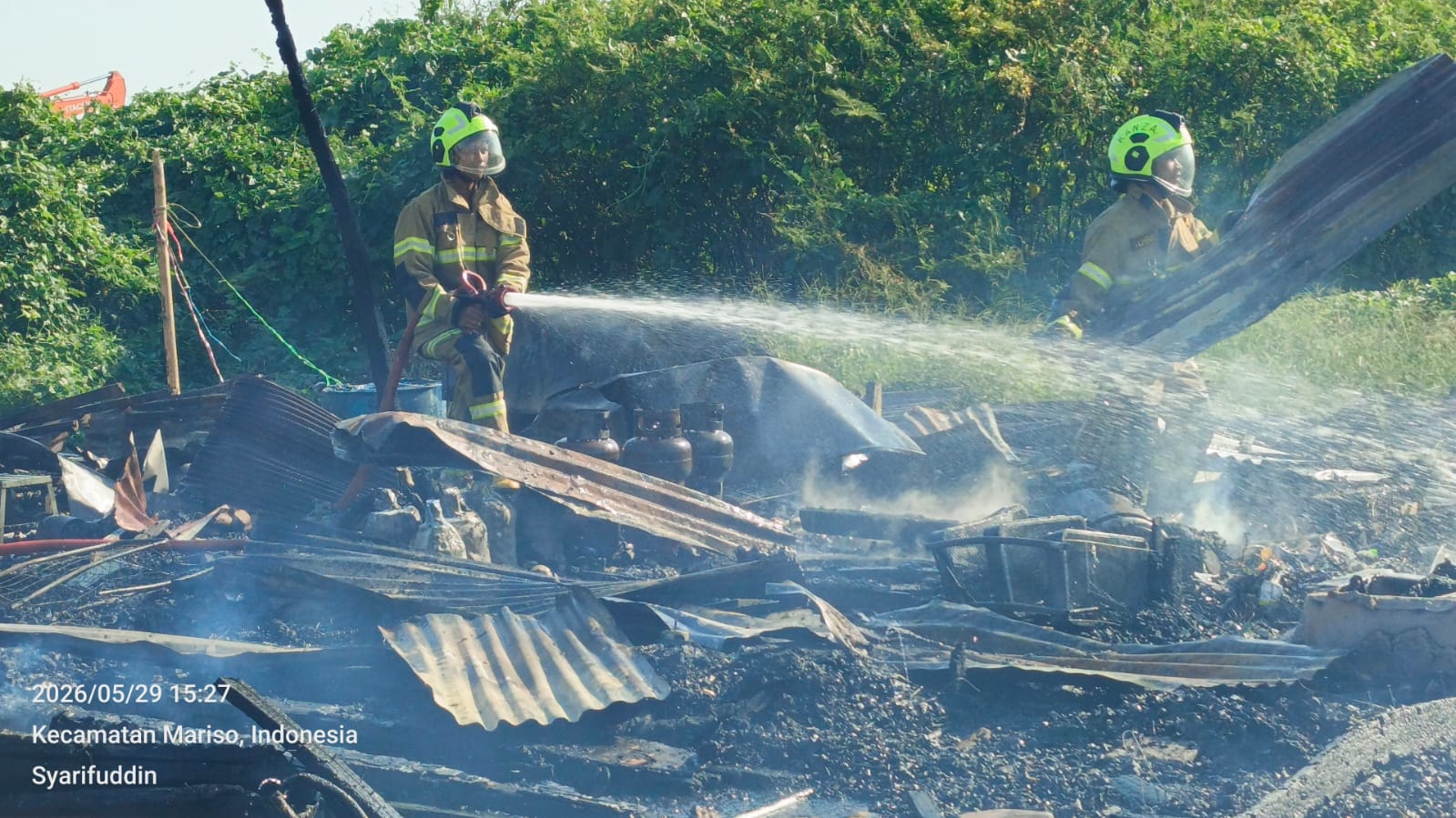 Kebakaran Bangsal Pekerja Proyek di Kawasan CPI, Sejumlah Warung Dan 3 Unit Motor Juga Ikut Terbakar.